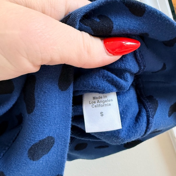 Clare V marine jag puff sleeve tee size small EUC - Picture 2 of 7